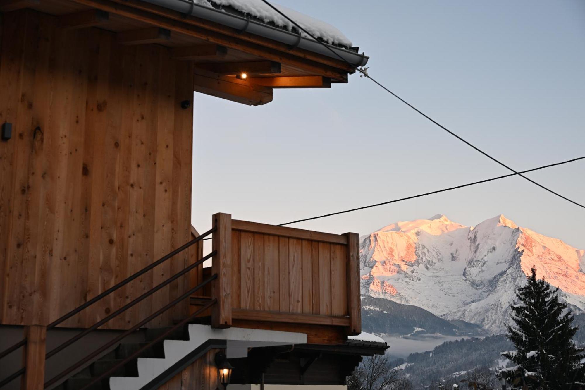 קומבלו Chalet Montana מראה חיצוני תמונה